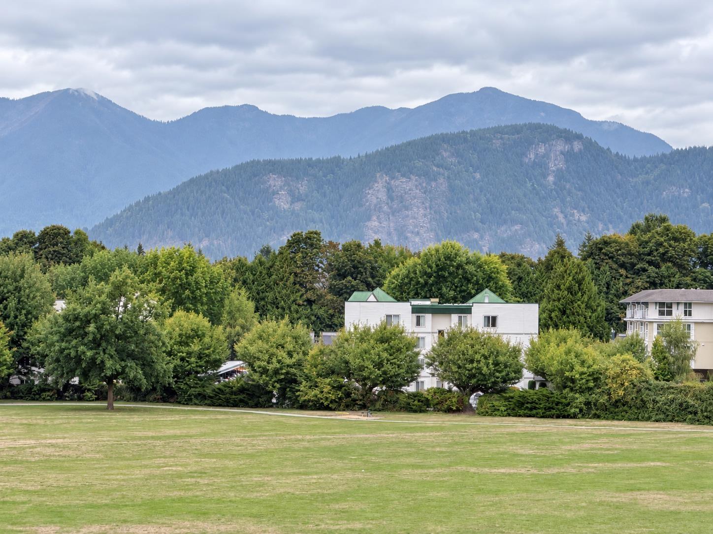 3 8466 MIDTOWN WAY, Chilliwack Proper South, Chilliwack