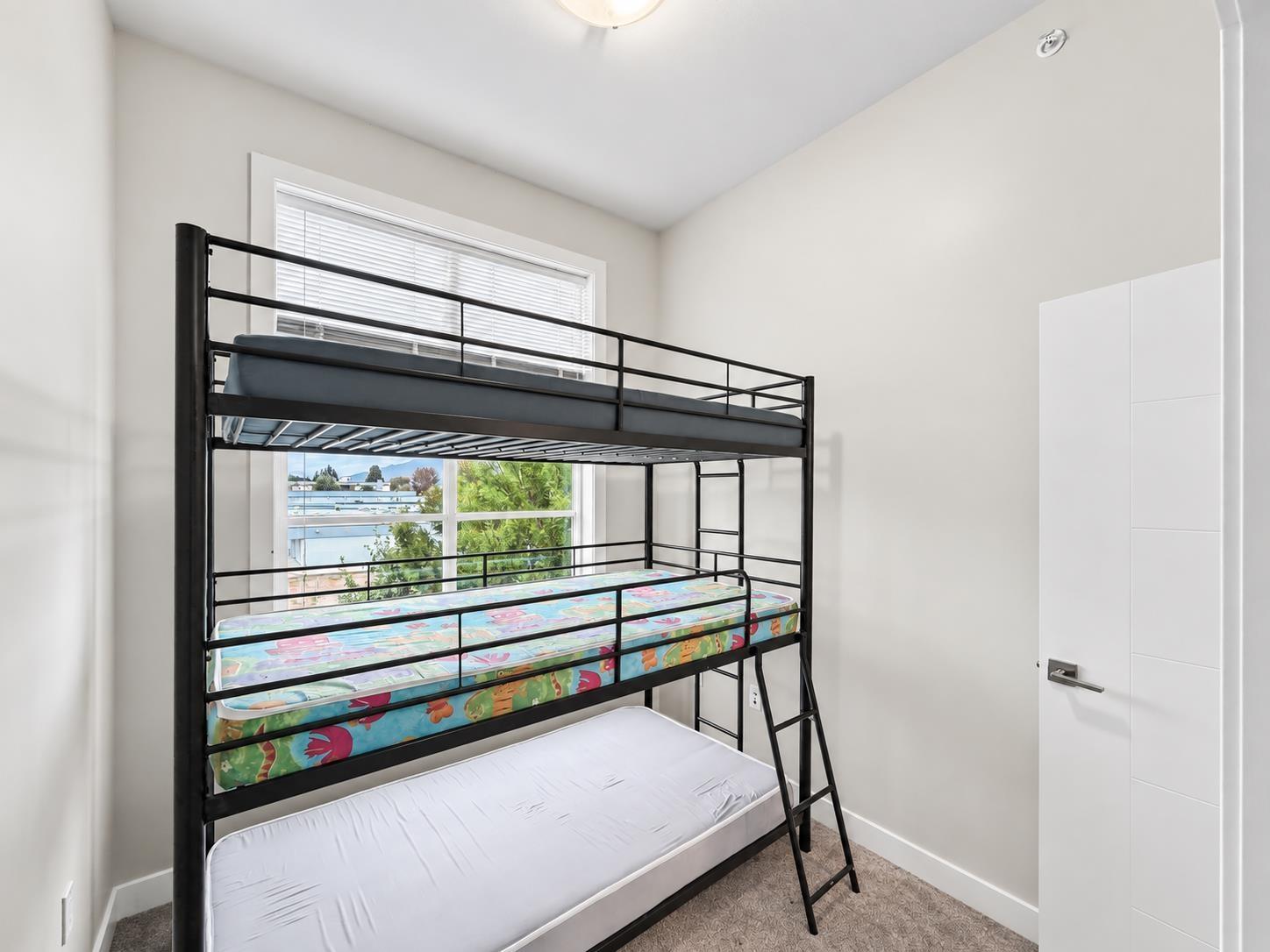 3 8466 MIDTOWN WAY, Chilliwack Proper South, Chilliwack