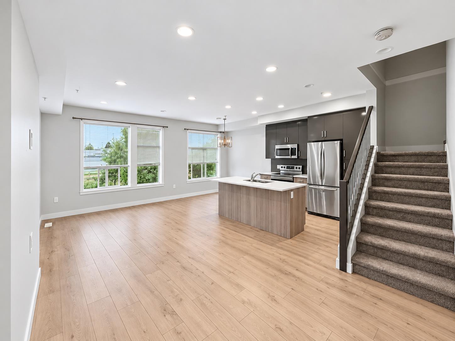 3 8466 MIDTOWN WAY, Chilliwack Proper South, Chilliwack