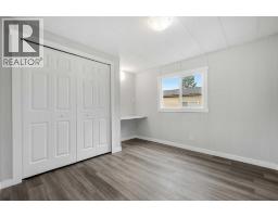 40, 6220 17 Avenue SE - photo 17