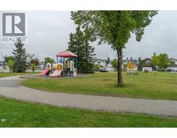206 Saratoga Close Ne, Calgary, AB T1Y7A1 Photo 36