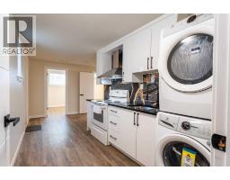 Bedroom - 206 Saratoga Close Ne, Calgary, AB T1Y7A1 Photo 18
