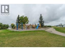 206 Saratoga Close Ne, Calgary, AB T1Y7A1 Photo 37