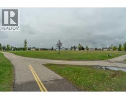 206 Saratoga Close Ne, Calgary, AB T1Y7A1 Photo 39