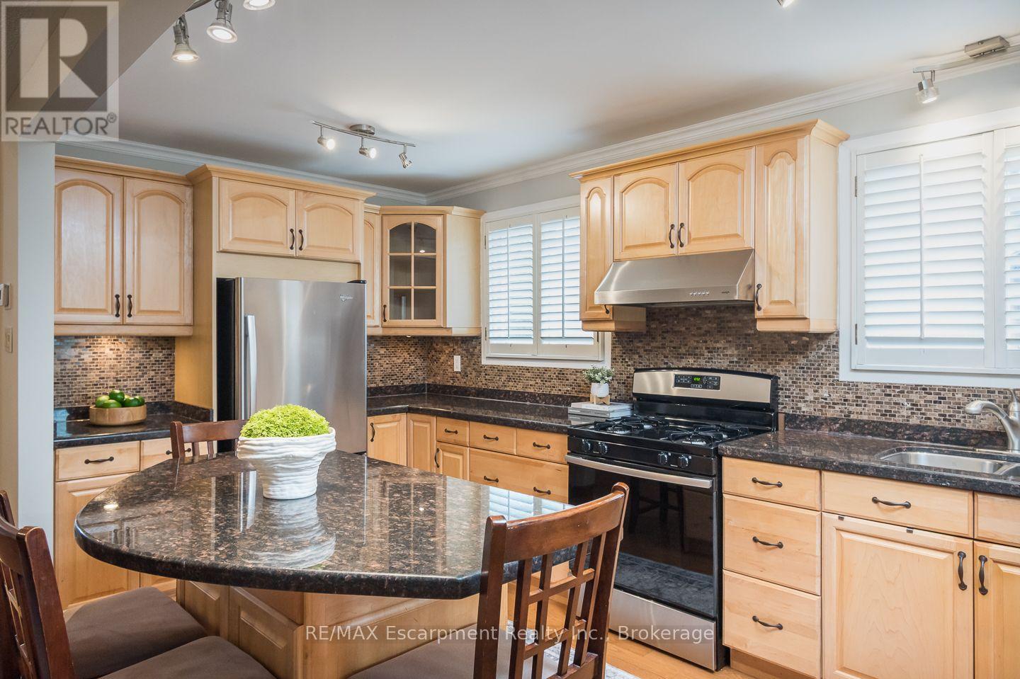 1237 REDBANK CRESCENT, Oakville (CP College Park) — photo 10