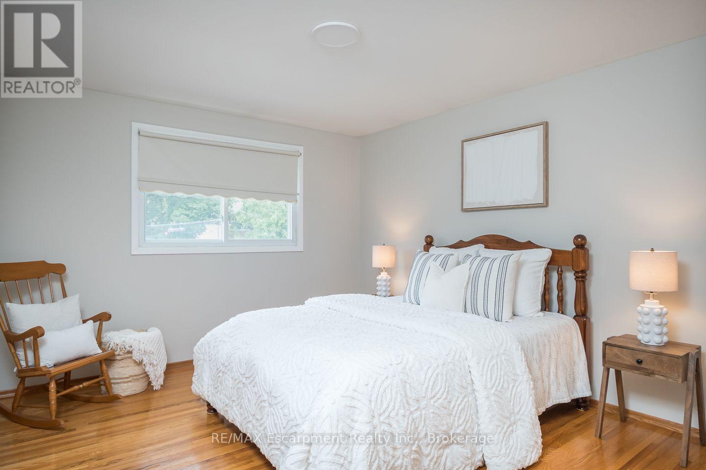 1237 REDBANK CRESCENT, Oakville (CP College Park) — photo 11