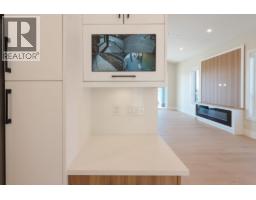 5972/74 Barnacle Street, Sechelt, BC V7Z0V4 Photo 10