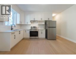 5972/74 Barnacle Street, Sechelt, BC V7Z0V4 Photo 24