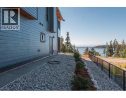 5972/74 Barnacle Street, Sechelt, BC V7Z0V4 Photo 39