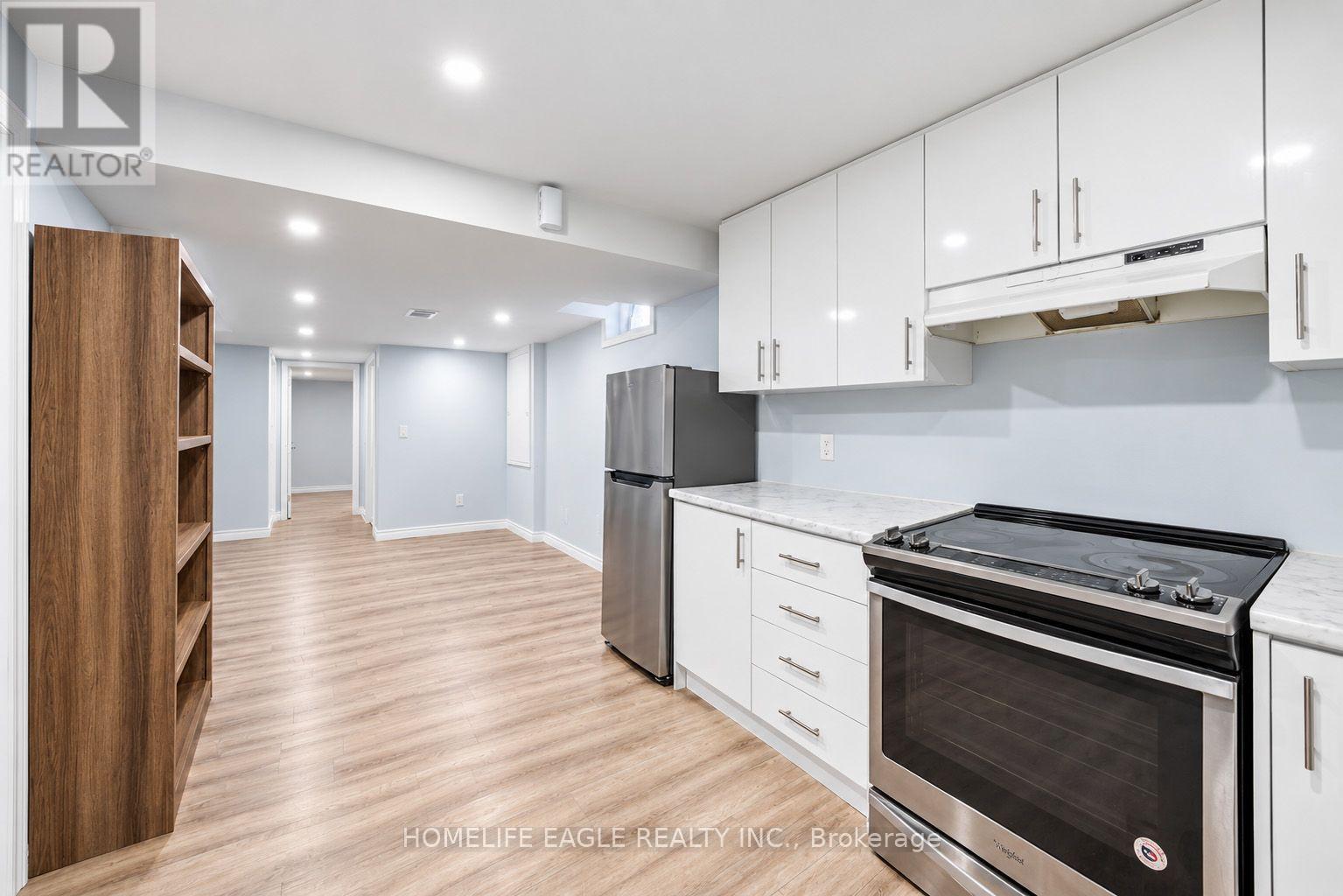 746 YARFIELD CRESCENT - 13