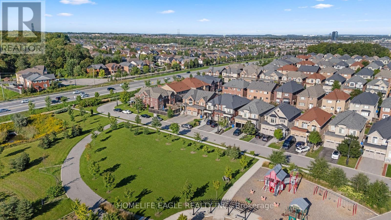 746 YARFIELD CRESCENT - 17