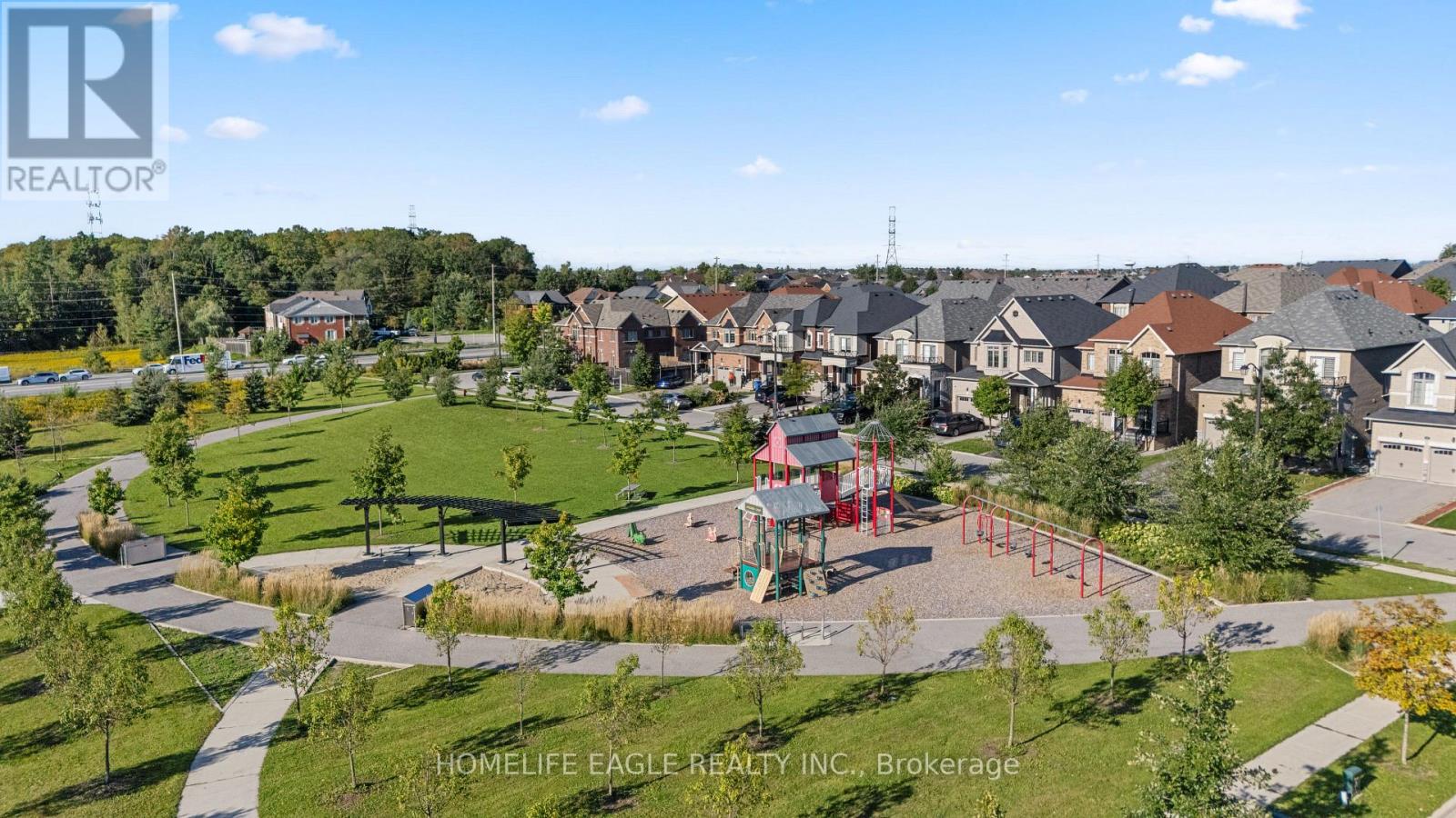 746 YARFIELD CRESCENT - 19