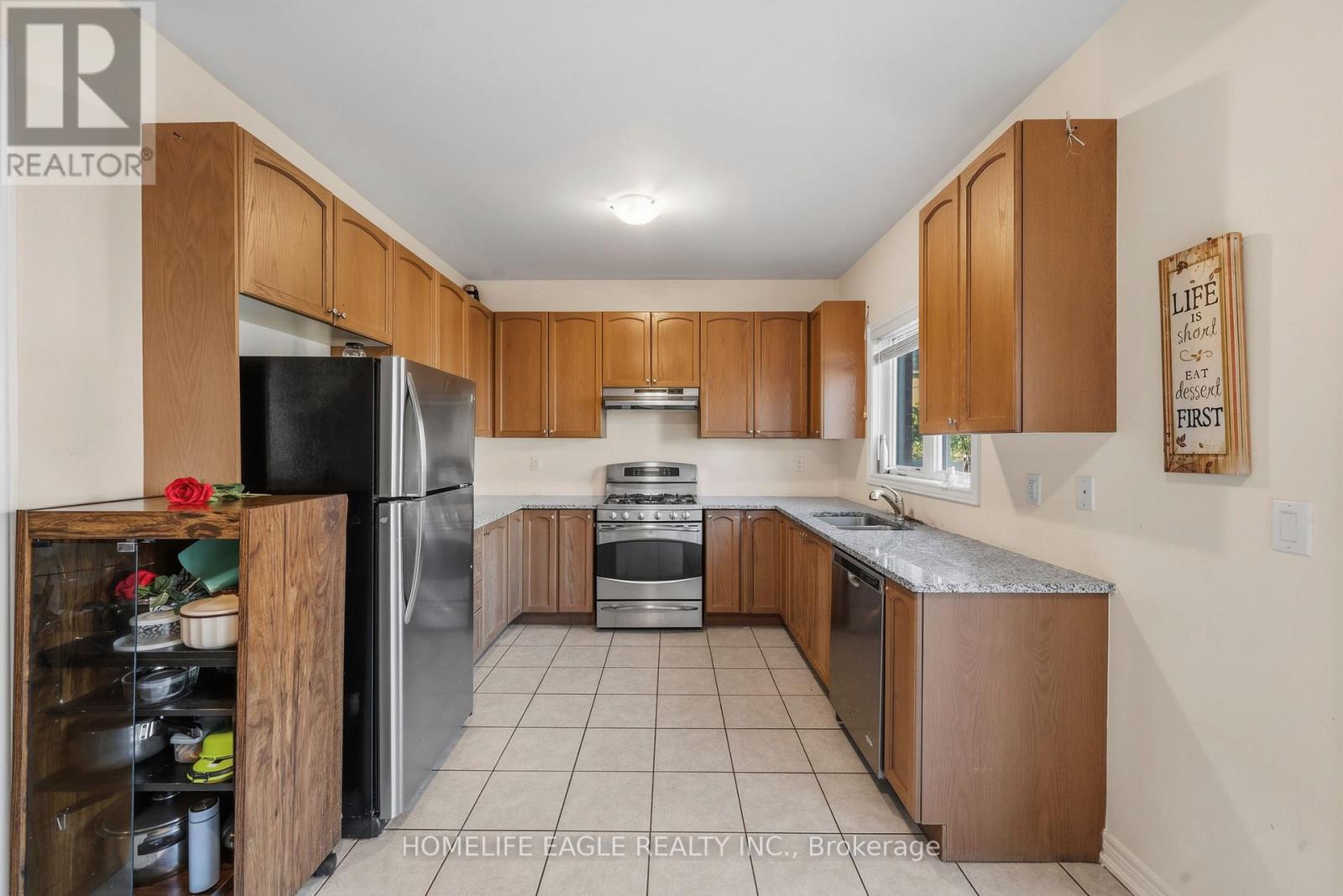 746 YARFIELD CRESCENT, Newmarket (Glenway Estates) — photo 7