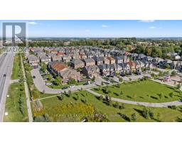 746 Yarfield Crescent, Newmarket, ON L3X0H4 Photo 16