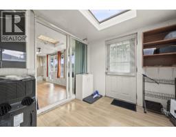 300 Tenth Avenue, New Westminster, BC V5G4L7 Photo 10