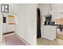300 Tenth Avenue, New Westminster, BC V5G4L7 Photo 13