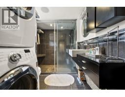 300 Tenth Avenue, New Westminster, BC V5G4L7 Photo 16