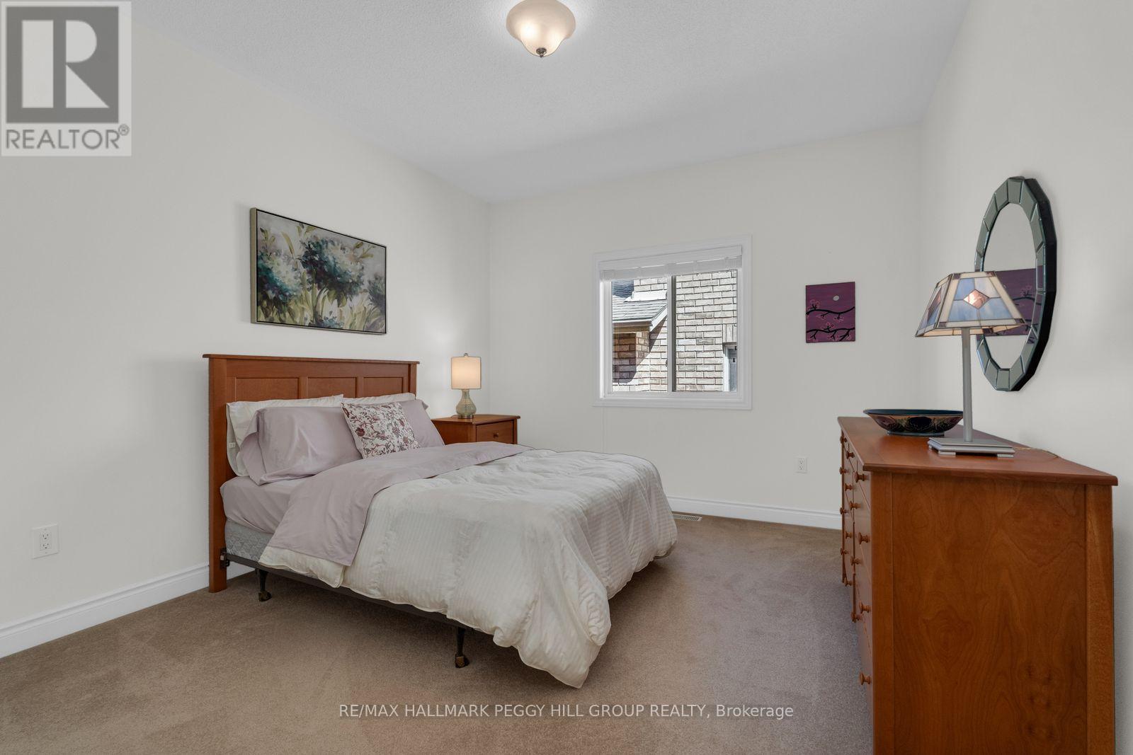 61 MACLAREN AVENUE, Barrie (Painswick North) — photo 9