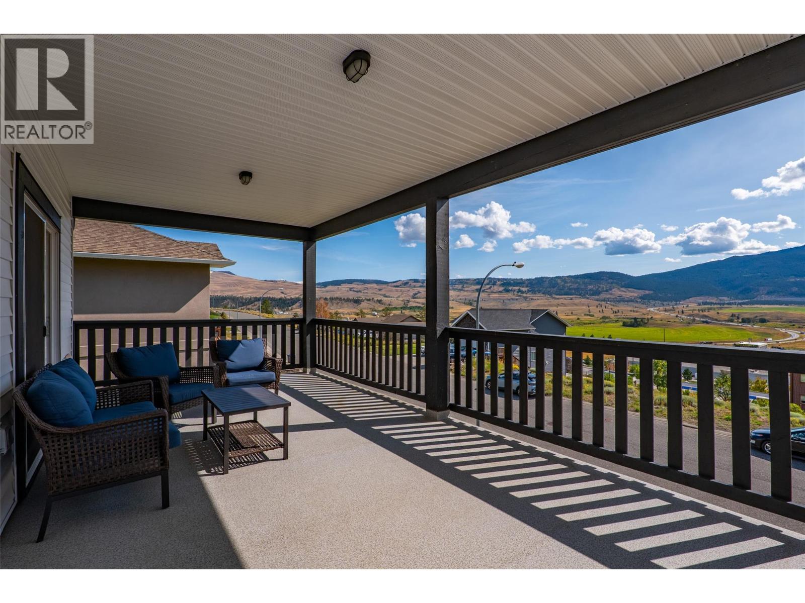 2743 Grandview Heights - Image 13