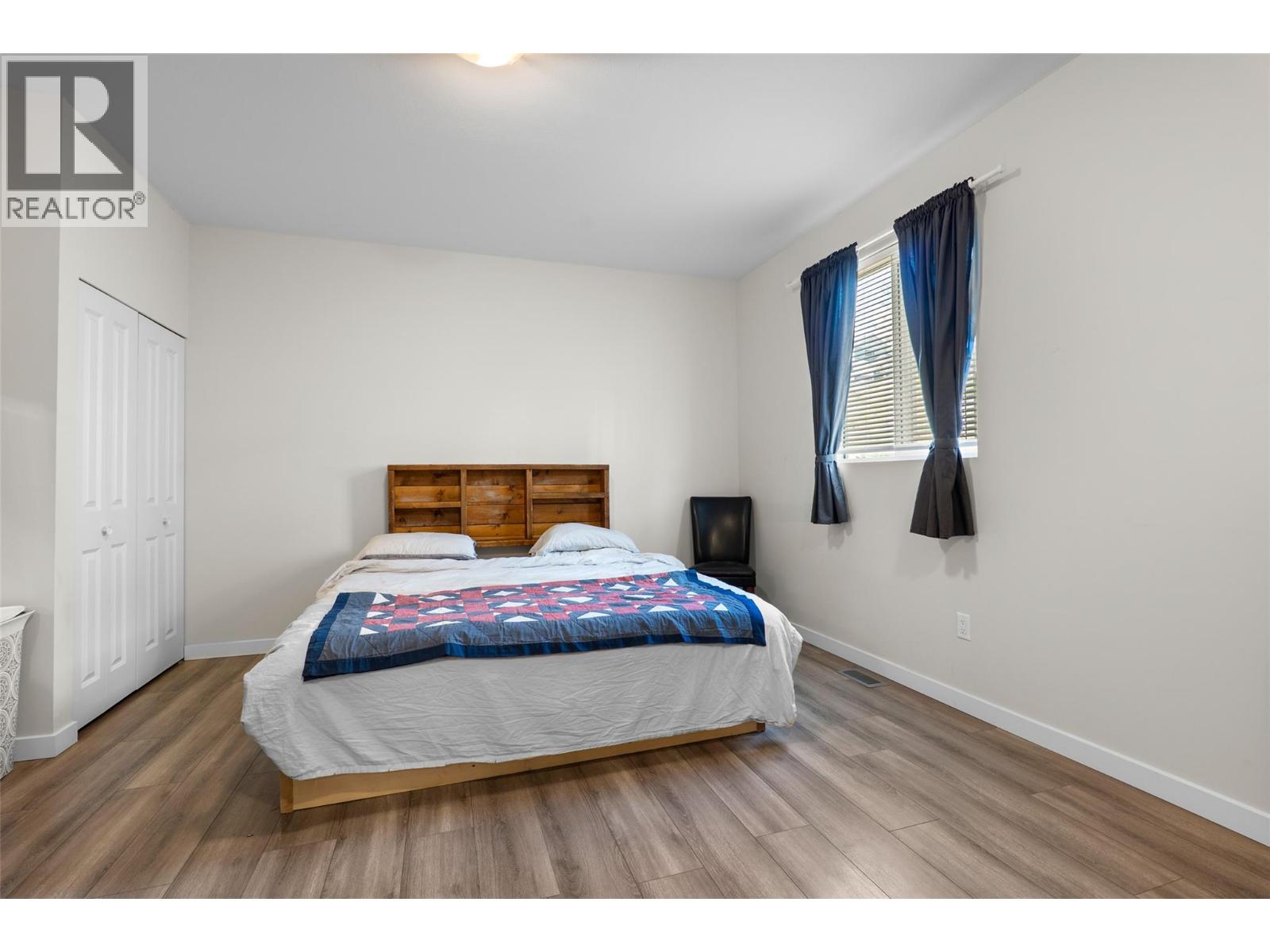 2743 Grandview Heights - 24