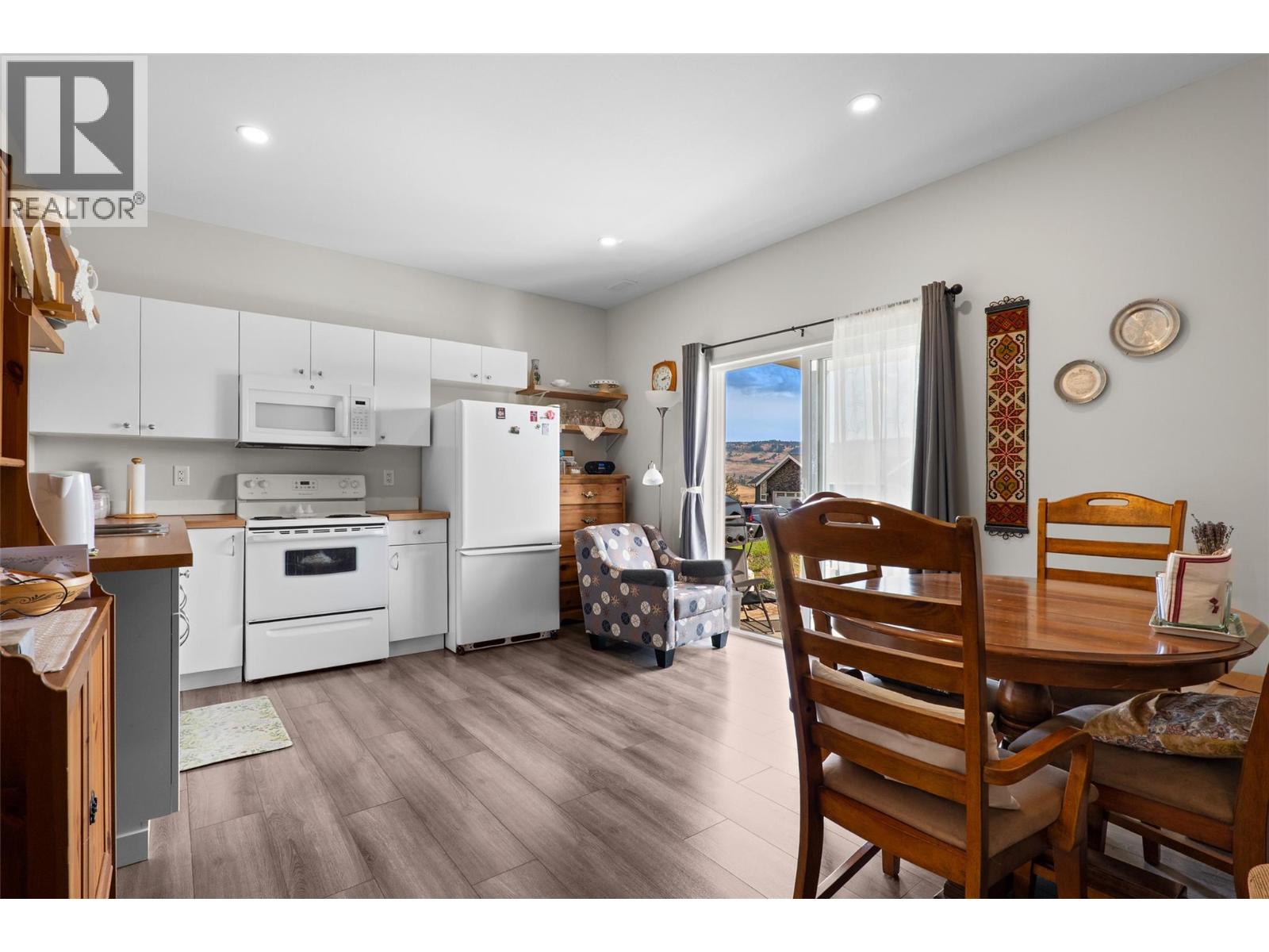 2743 Grandview Heights - 34