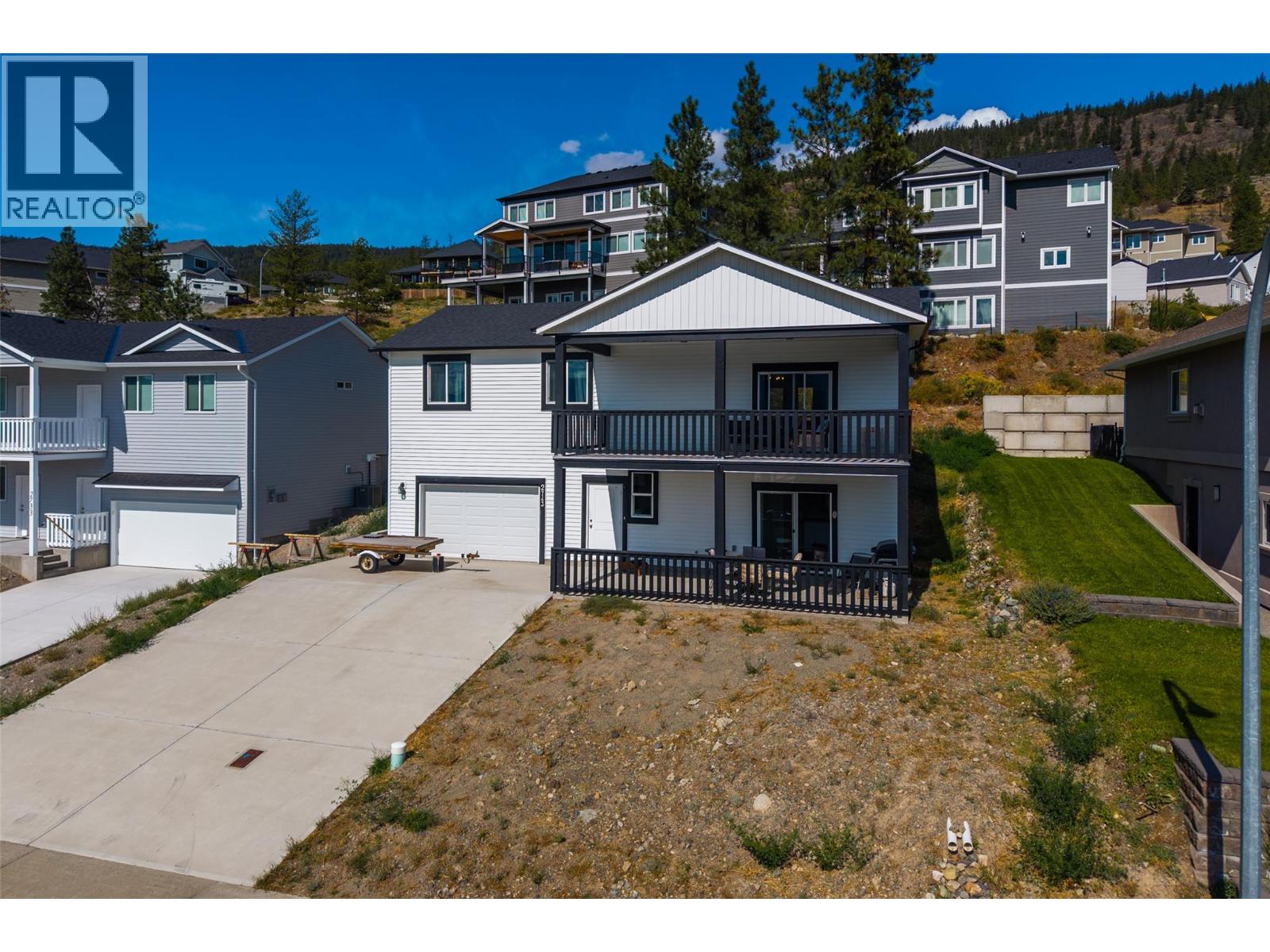 2743 Grandview Heights - Image 36