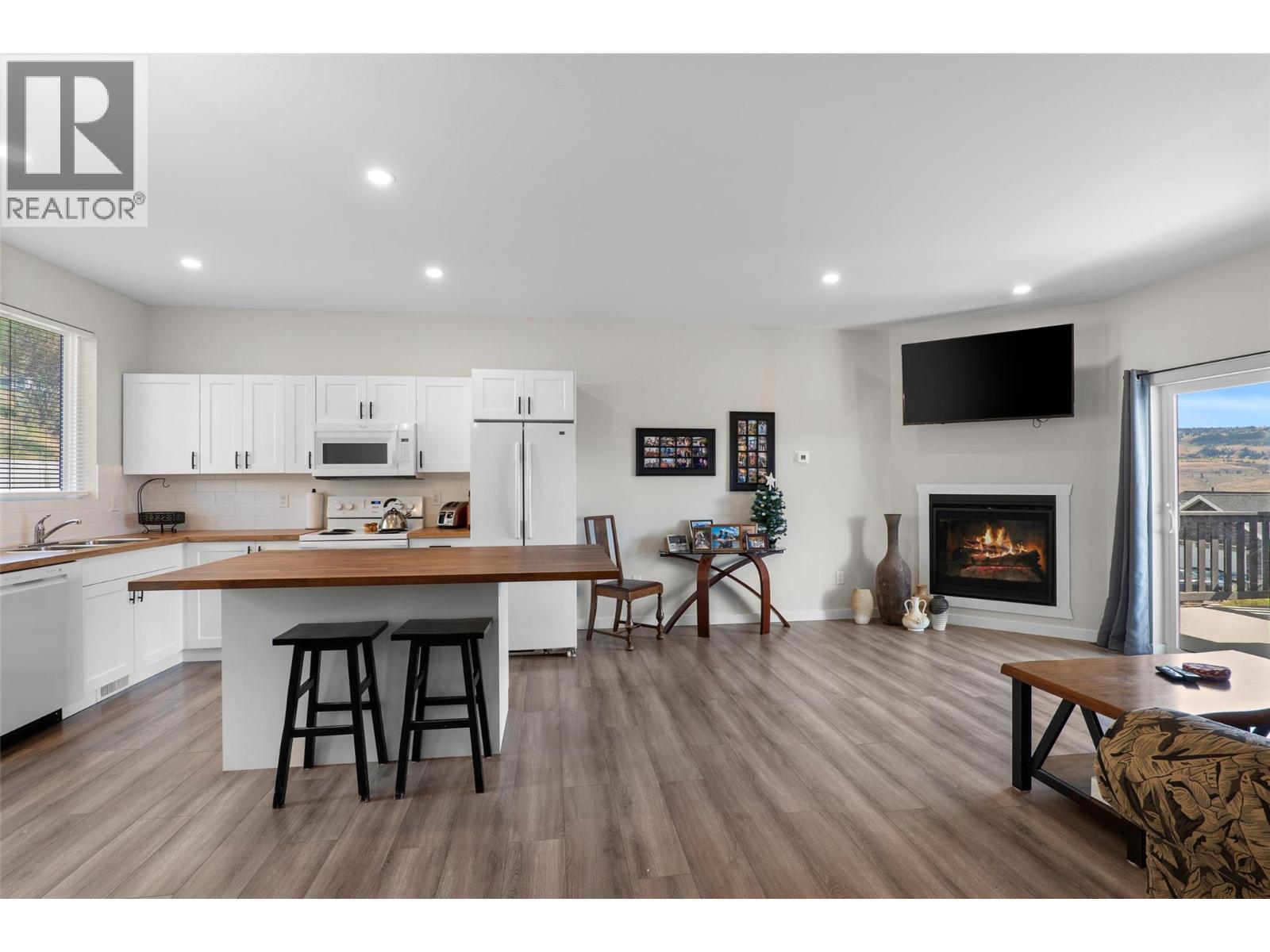2743 Grandview Heights - 4