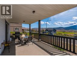 Kitchen - 2743 Grandview Heights, Merritt, BC V1K1R1 Photo 10