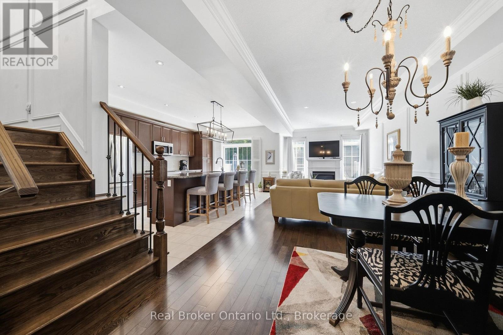 #11 80 WILLOW STREET - 18