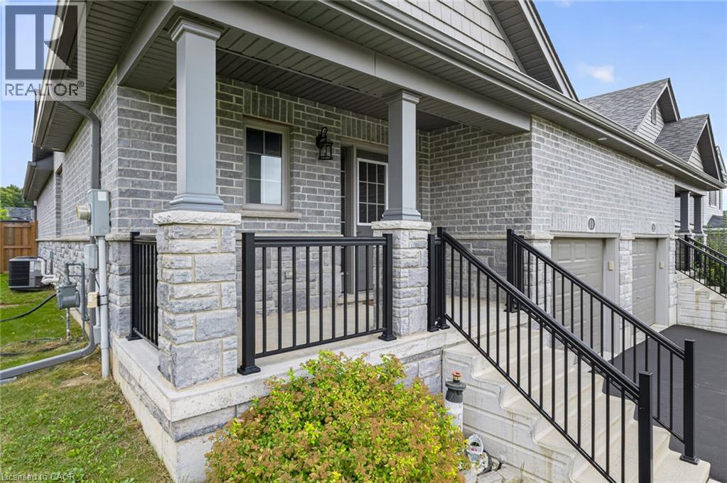 11 HACKBERRY Lane, Simcoe — photo 2