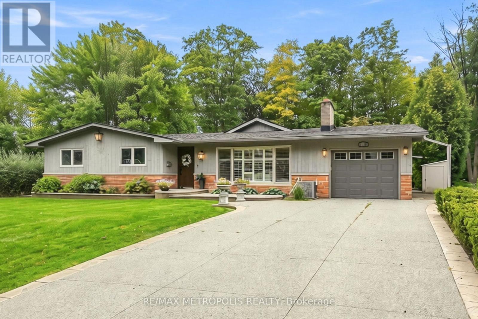 1228 ELGIN CRESCENT, Oakville (FA Falgarwood)