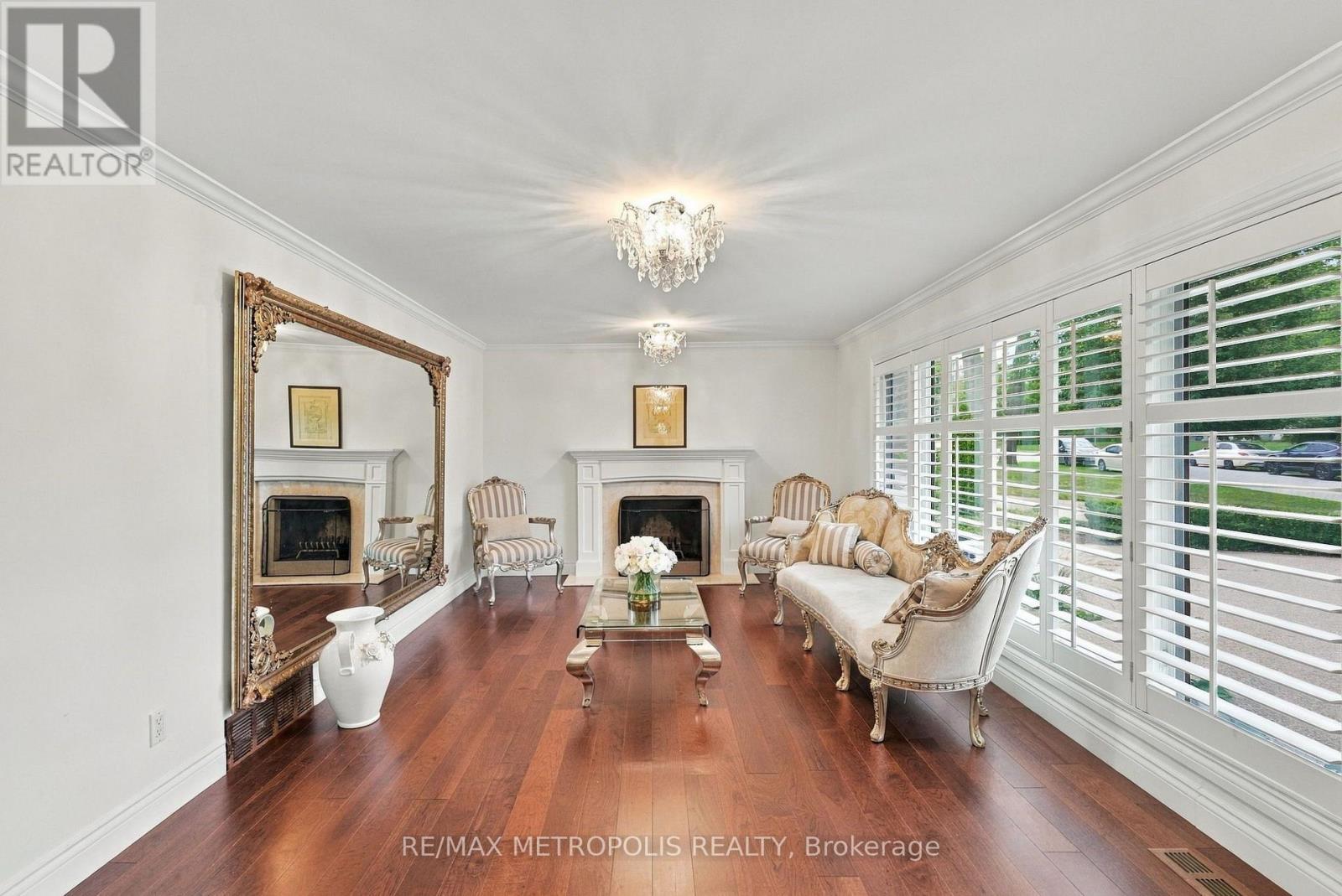 1228 ELGIN CRESCENT - 17