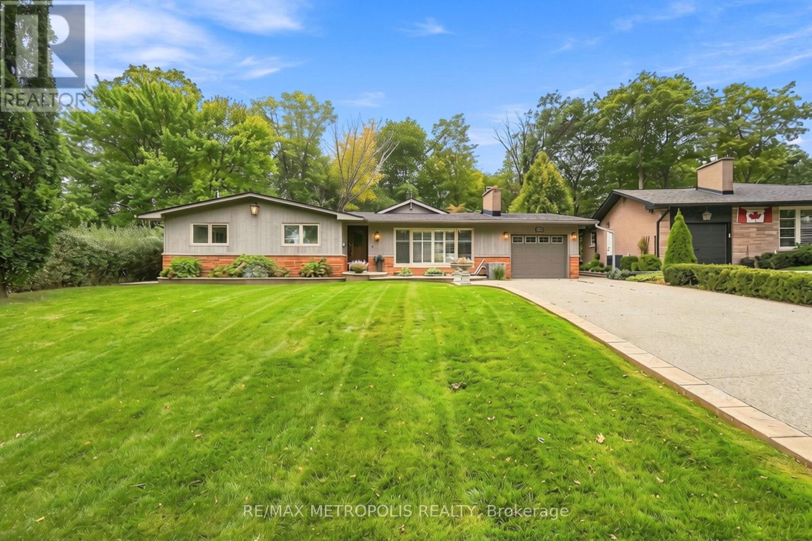 1228 ELGIN CRESCENT - 50