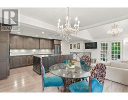1228 Elgin Crescent, Oakville, ON L6H2J7 Photo 10