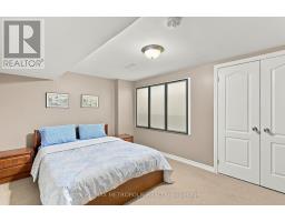 1228 Elgin Crescent, Oakville, ON L6H2J7 Photo 39
