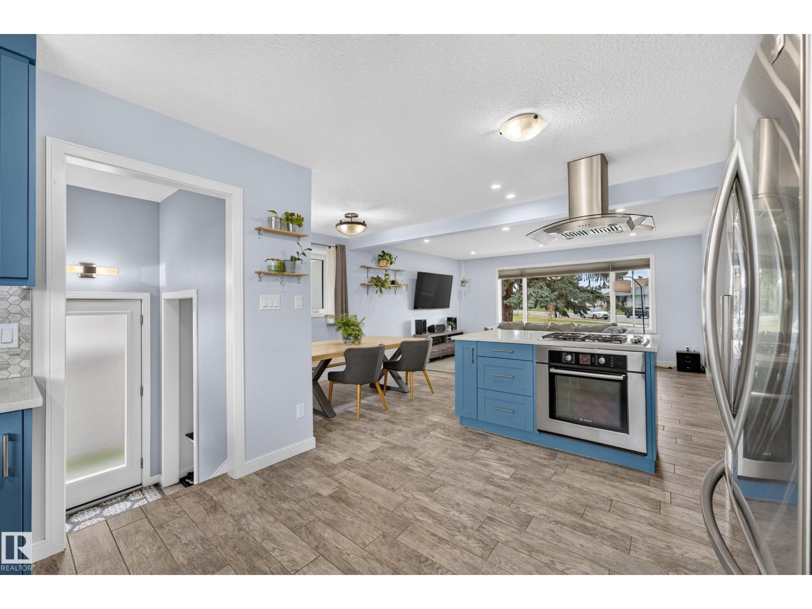 6507 97 AV NW - 14