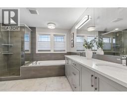 5pc Bathroom - 142 Brome Bend, Rural Rocky View County, AB T3Z0C8 Photo 17