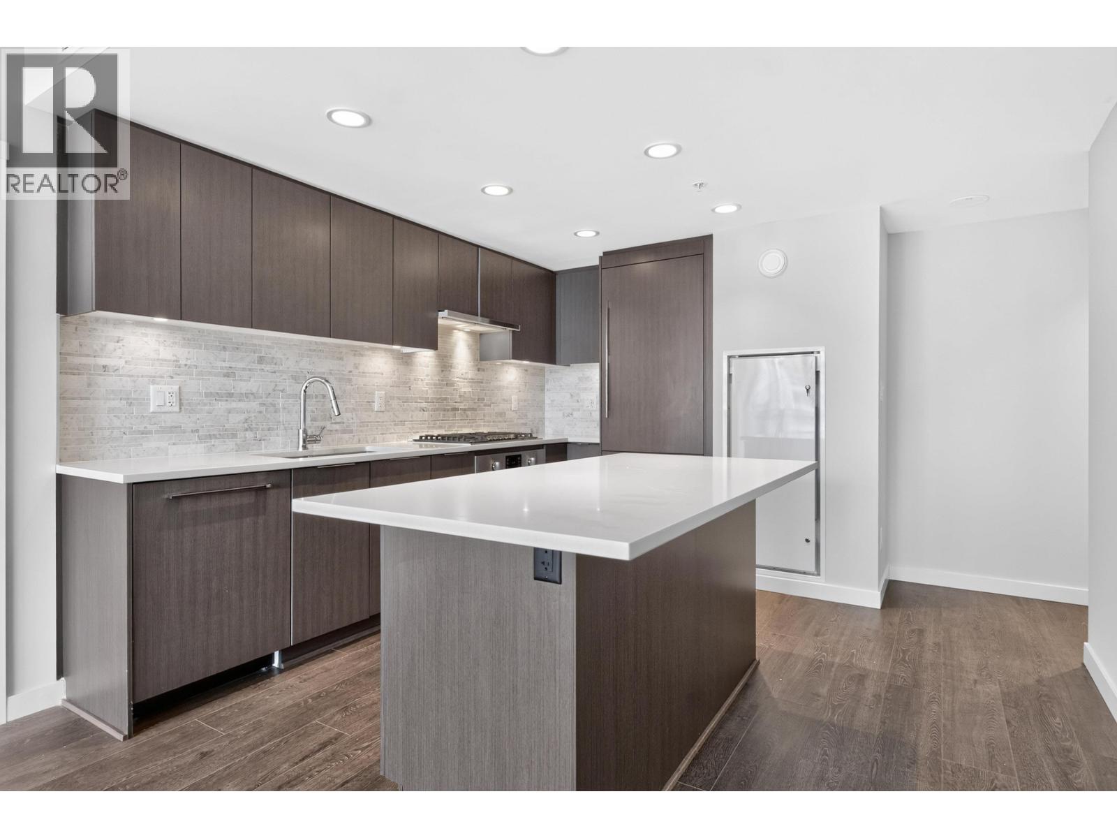 3607 1182 WESTWOOD STREET, Coquitlam