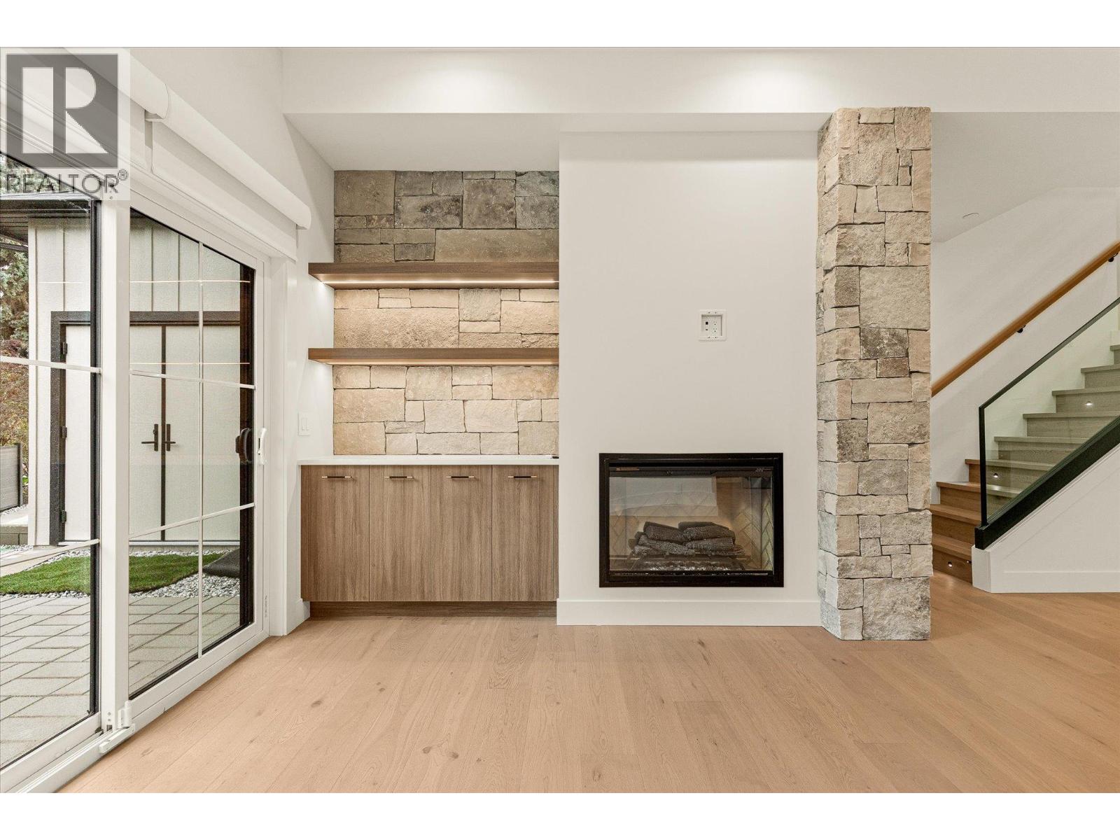 3 2435 Taylor Crescent, Kelowna