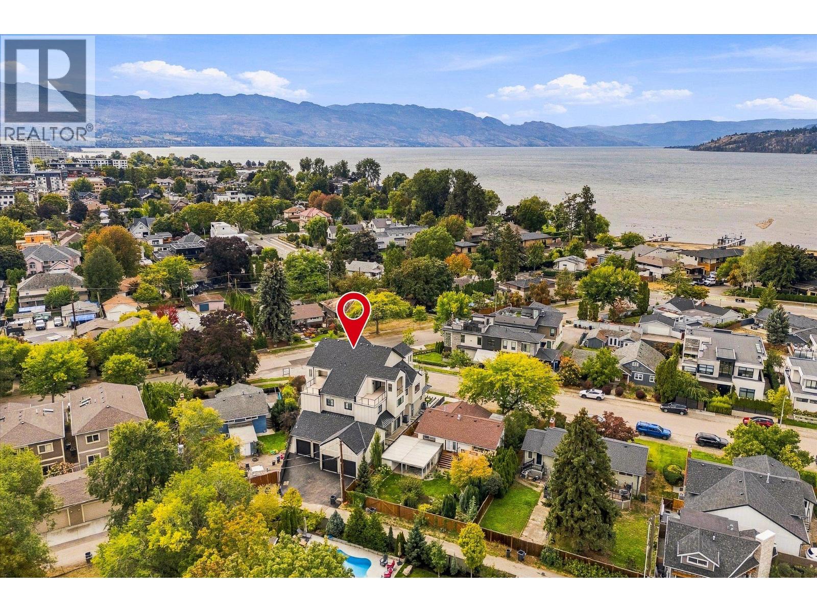 4 2435 Taylor Crescent, Kelowna