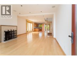 Entrance - 1518 Dallas Rd, Victoria, BC V8S1A3 Photo 11