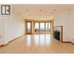 Living room - 1518 Dallas Rd, Victoria, BC V8S1A3 Photo 12