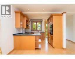 1518 Dallas Rd, Victoria, BC V8S1A3 Photo 21
