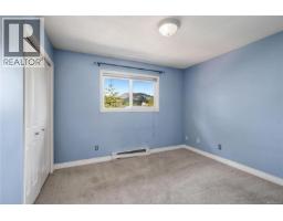 1634 Tasco Close, Saanich, BC V8N5P2 Photo 30