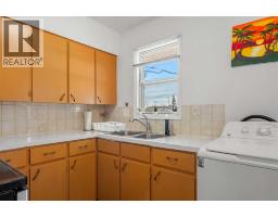 Bedroom - 1527 46 Street Se, Calgary, AB T2A1N7 Photo 12