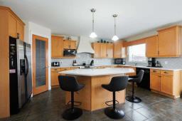 Laundry room - 3 Parkwood Cove, Steinbach, MB R5G2G2 Photo 11