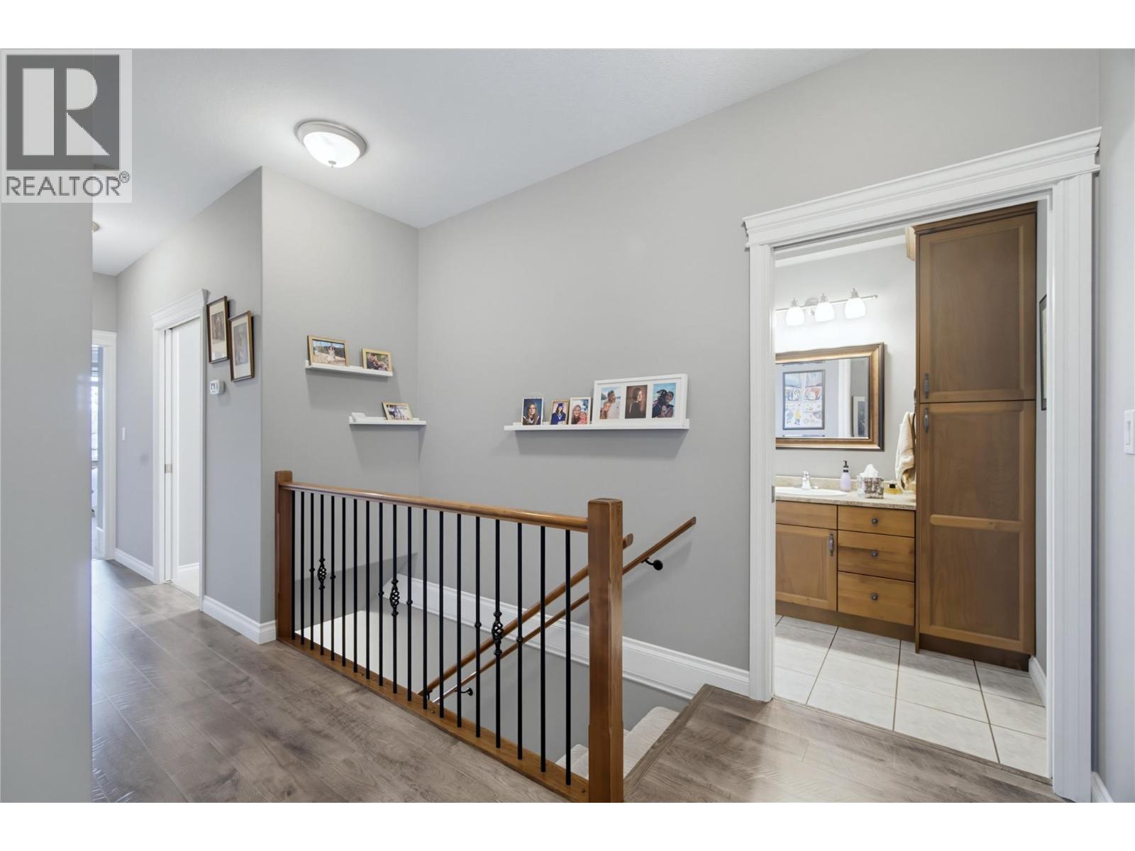 8 2850 7th Avenue Northeast, Salmon Arm