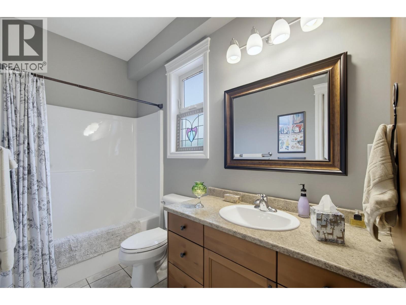 #8 2850 7th Avenue NE - 32