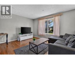 Bedroom - 4843 7 Avenue Se, Calgary, AB T2A0A3 Photo 6