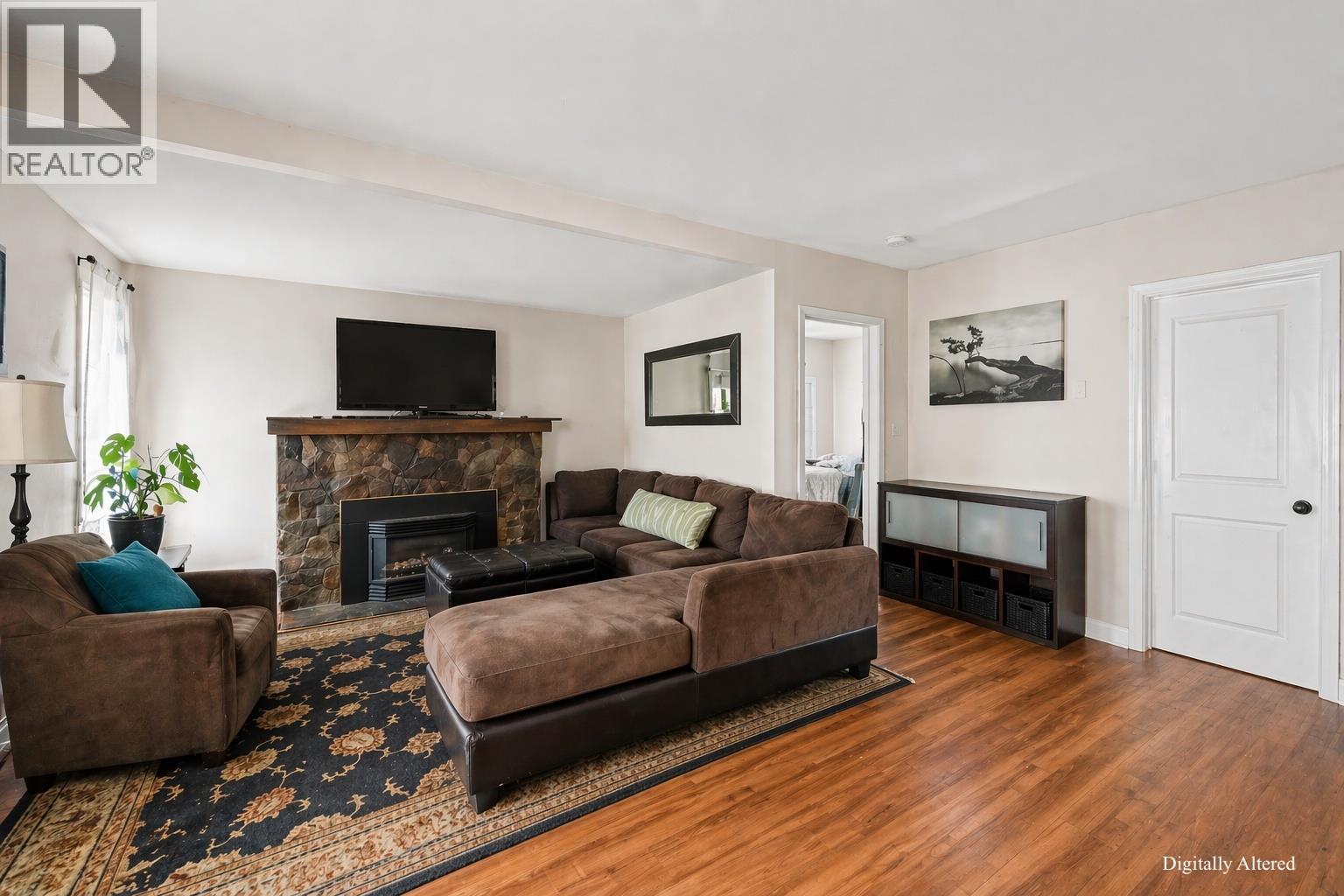  104 George Street, Enderby